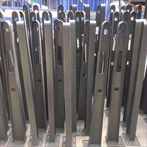 Commercial Plaza Garage Entrance Stainless Steel Glass Canopy Installation – Dubai, Riyadh, São Paulo & Buenos Aires