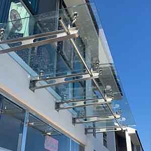 Stainless Steel Spider Fitting Glass Canopy Installation | Steel Structure Support for Villa Entrance